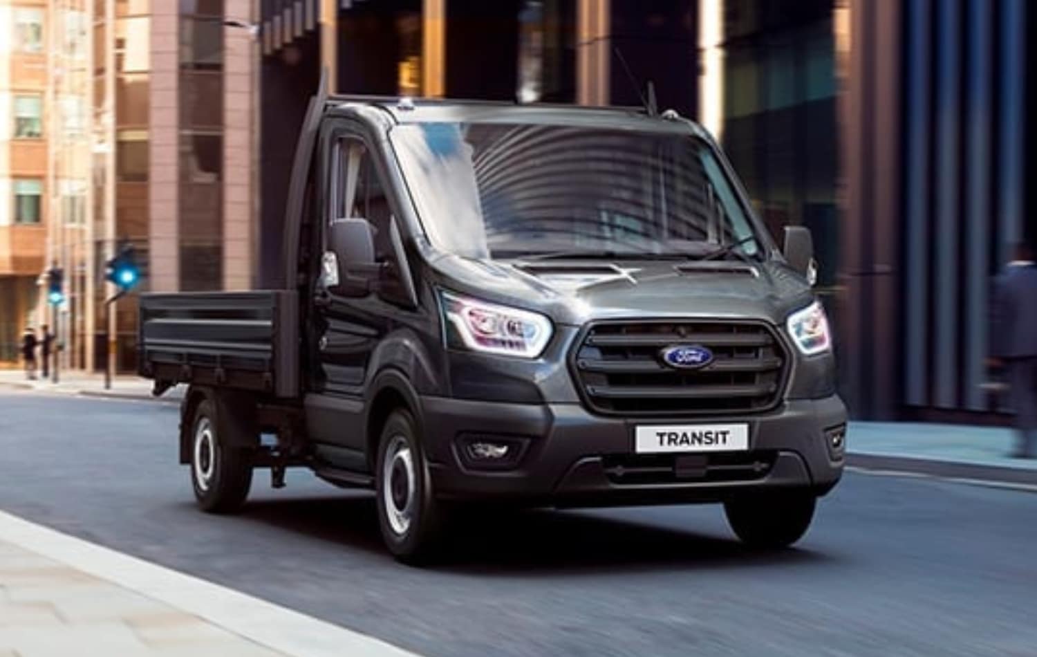 Ford Transit Chasis en movimiento